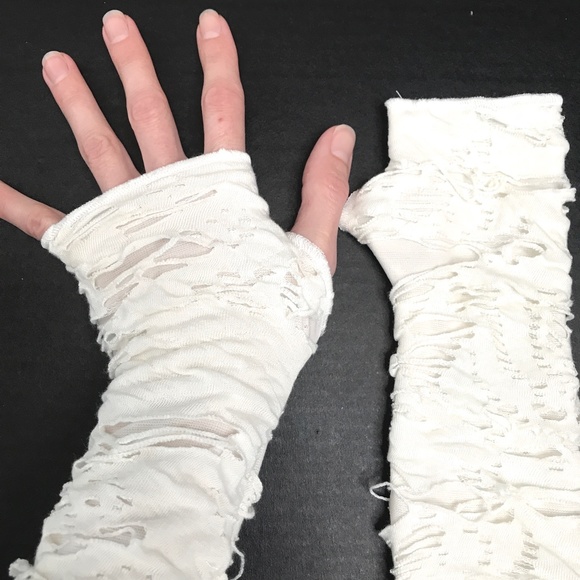 Long Mummy Gloves White Arm Warmers Ghost Costume Covers Mens Zombie Ghoul Wrap - Picture 3 of 5